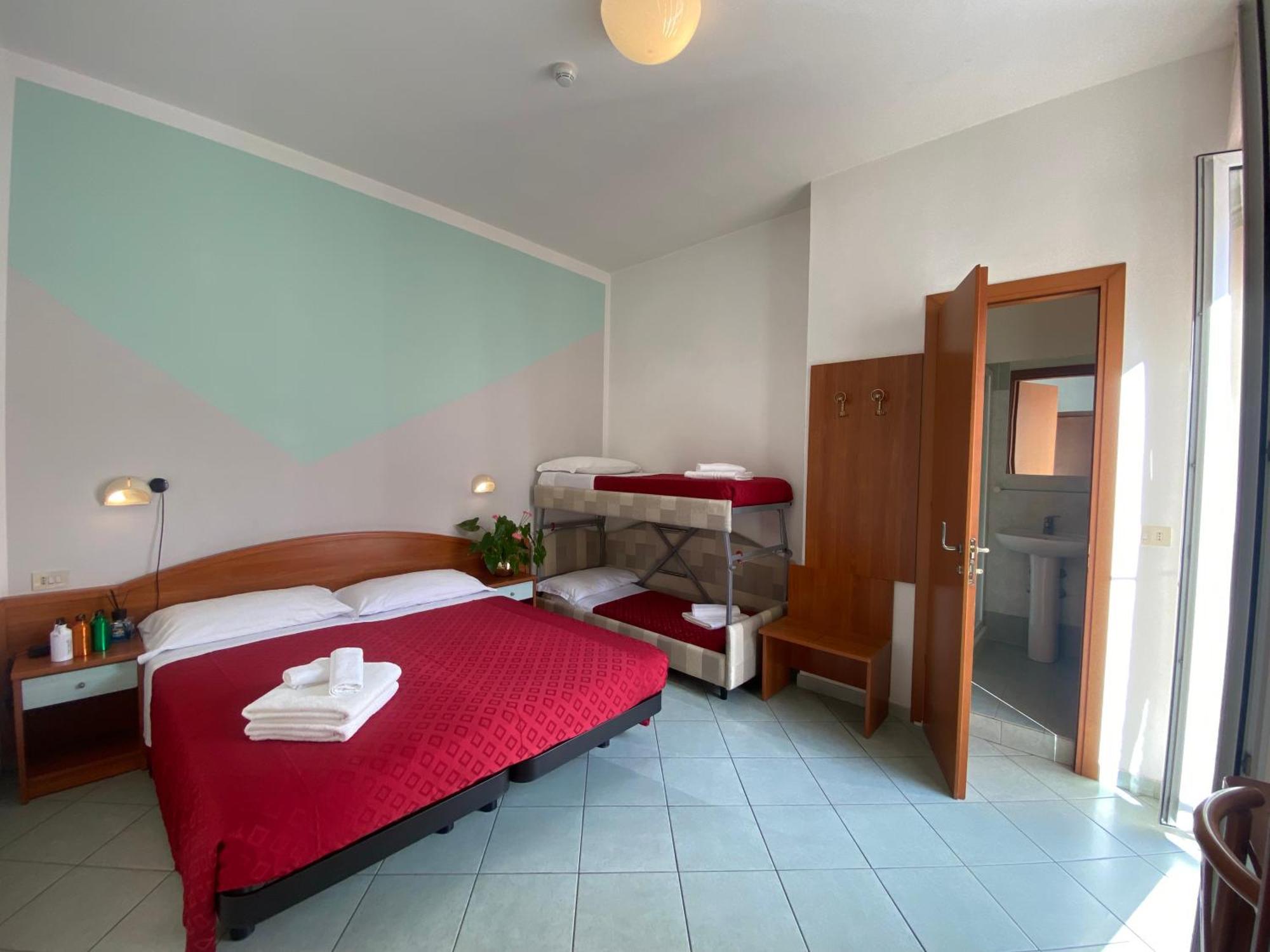 Hotel Villa Caterina Rimini Kültér fotó