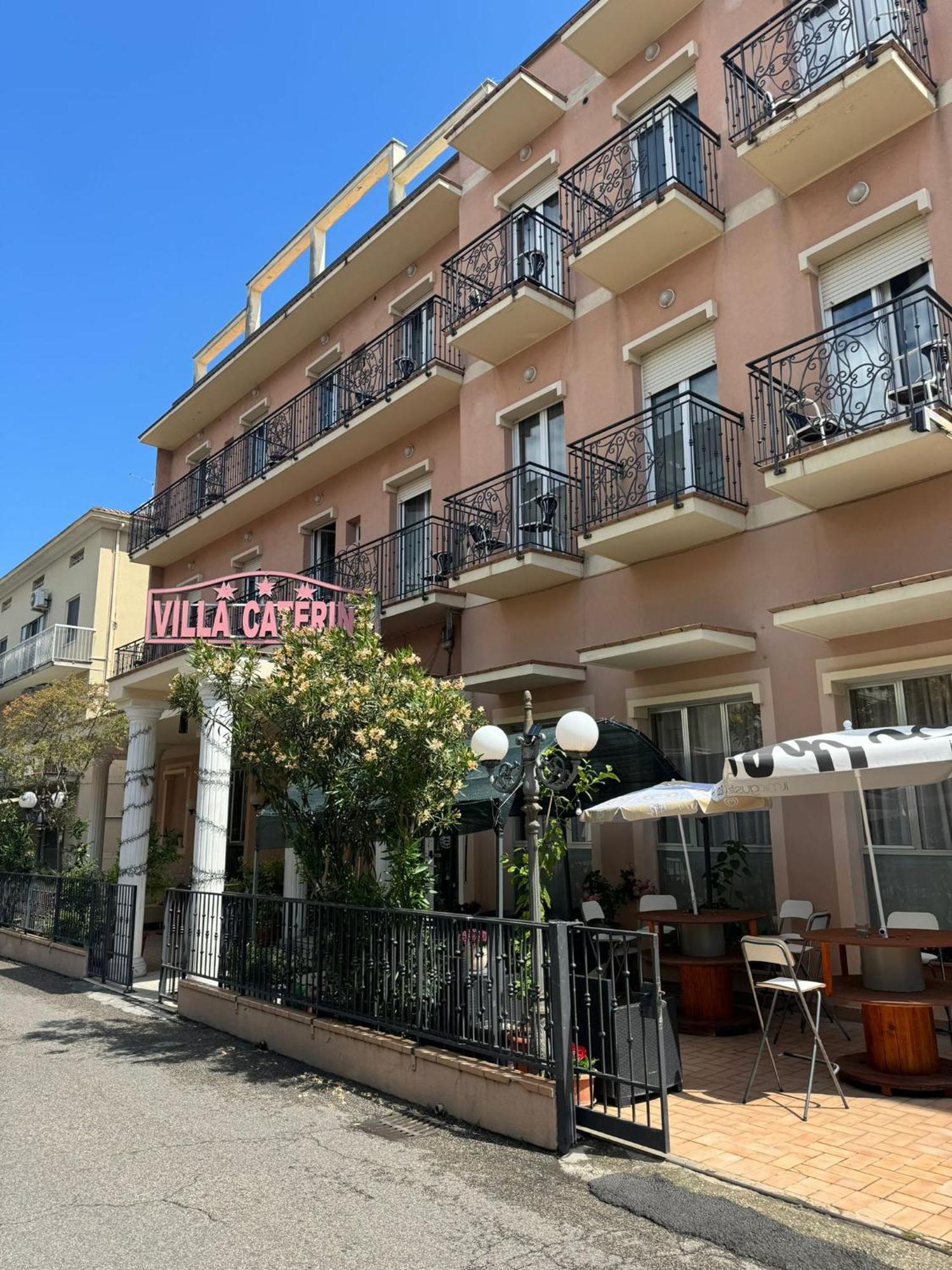 Hotel Villa Caterina Rimini Kültér fotó